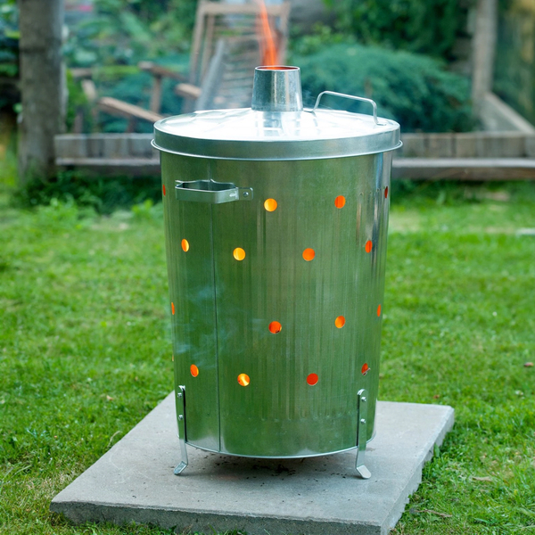 Metal bin for burning waste with holes 75L